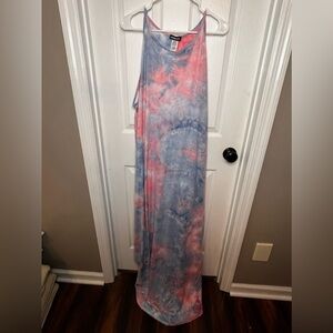Heimish U.S.A size 3XL. 95% polyester,5% spandex. Tie dyed maxi dress